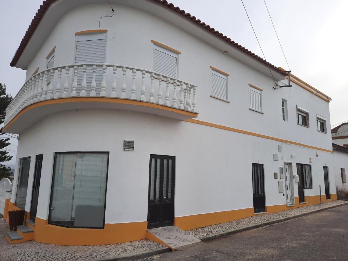 Casa Do Ninho - Entre O Campo E A Praia Cadaval Bagian luar foto
